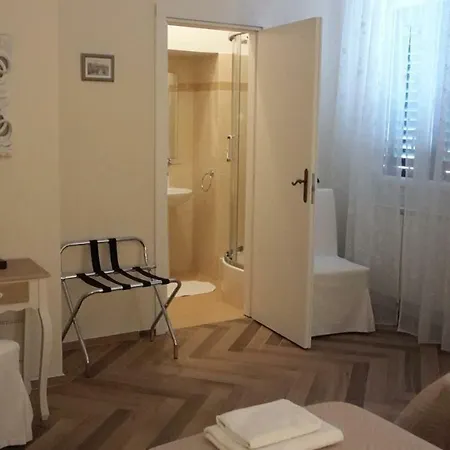 Il Tabernacolo Oda ve Kahvaltı 3*